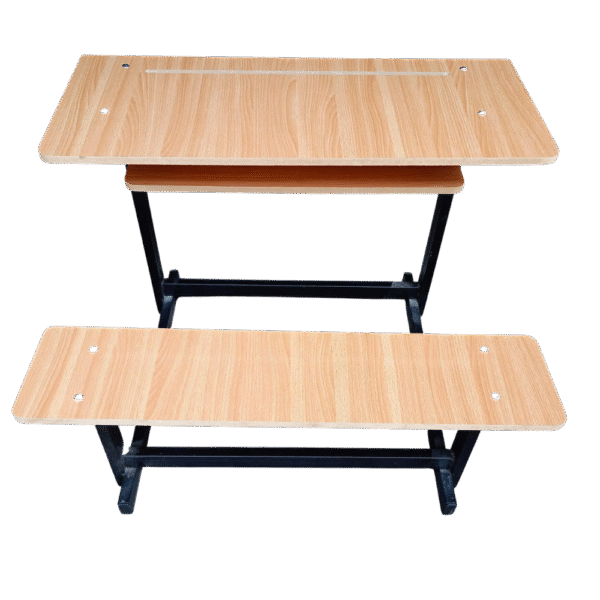 مقاعد دراسية عراقية